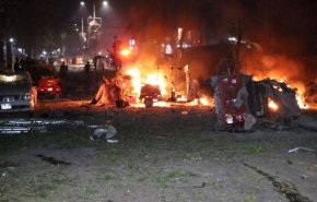 سيارة مفخخة تنفجر قرب القصر الرئاسي بالعاصمة الصومالية 