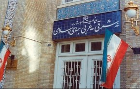 الخارجية الايرانية تستدعي السفير البريطاني في طهران