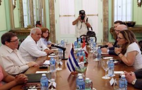 كوبا مستعدة للمساهمة في حل الأزمة الفنزويلية
