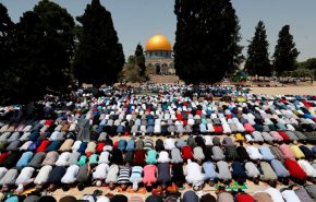 حضور 200هزار نمازگزار در دومین جمعه رمضان در مسجدالاقصی