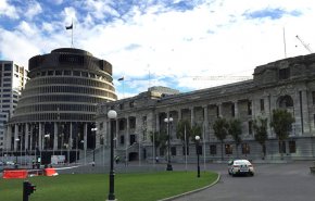 نيوزيلندا: مغتصب يطارد النساء في أروقة البرلمان!