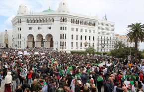 رئيس أركان الجيش الجزائري: لا أبحث عن منصب سياسي