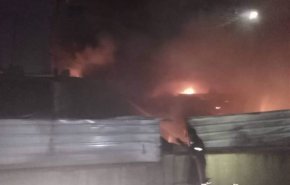 اخماد حريق جديد بأعلى سطح مطعم في بغداد