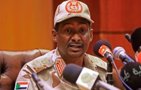 ’حميدتي’ يحذر من تشكيل حكومة مدنية في السودان حاليا