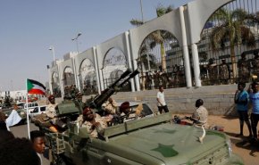 فض الاعتصام وسناريوهات المجلس العسكري