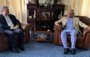 وزير خارجية النيبال يؤکد رغبة بلاده بتطوير العلاقات مع ايران في جميع المجالات 