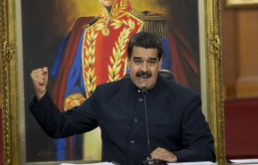 مادورو يأمر بإعادة فتح الحدود مع كولومبيا
