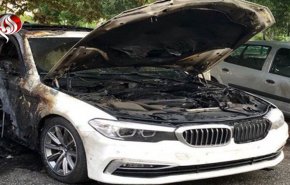 دو خودروی دیپلماتیک ترکیه در یونان به آتش کشیده شد