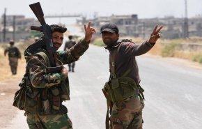 الجيش السوري يسقط طائرة مسيرة للإرهابيين بريف حماة ويسحقهم بريف ادلب
