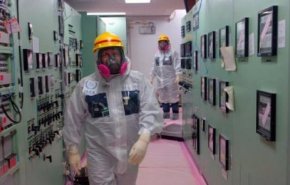 بالفيديو: فضيحة انتشار مرض خطير بين عاملي مفاعل ديمونا