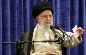 رهبرانقلاب: آن بنده خدا گفته بود ملت ایران دیگر مرگ بر آمریکا نمیگویند!