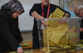 بدء فرز الأصوات في انتخابات إسطنبول