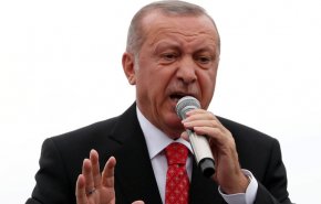 أردوغان لواشنطن: لغة التهديد لن تفيد أحدا وقد نلجأ للتحكيم الدولي