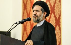 خطيب جمعة طهران: النظام الاميركي السائد نظام مارق ومغامر 