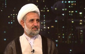 ما معنى ان يستهدف ظريف بالحظر الامريكي؟