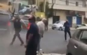 بالفيديو: إطلاق النار على موكب الوزير اللبناني الغريب