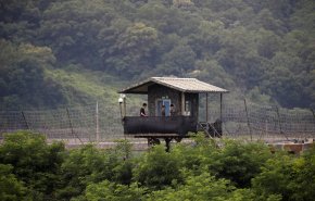 مقاتلات كورية جنوبية تعترض جسما مجهولا فوق الحدود