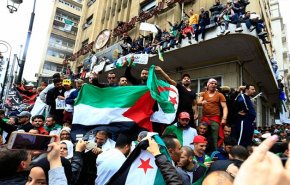 أحزاب 'القوى الديمقراطية' في الجزائر تبحث مشاركتها في جلسة الحوار الوطني 