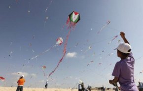 غانتس يهدد غزة: سنطلق صاروخا مقابل كل طائرة ورقية تطلق من القطاع