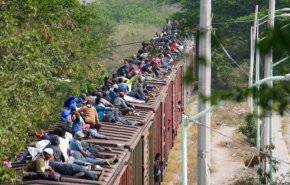تهدید ترامپ: مهاجران به زودی زود اخراج خواهند شد
