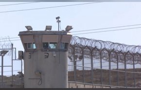 إصابة 14 جنديا إسرائيليا بحريق في سجن عسكري