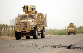 انهدام یک خودروی نفربر سعودی در مرکز یمن