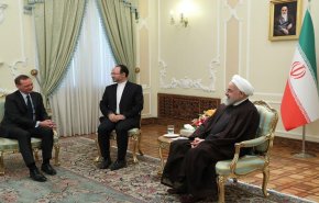 المبعوث الفرنسي يسلم رسالة ماكرون إلى الرئيس روحاني