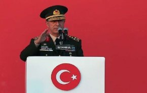 خلوصي آكار: جنودنا يتدربون في تركيا وروسيا على نصب واستخدام 