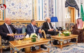 بیانیه سه نخست‌وزیر پیشین لبنان پس از دیدار با شاه سعودی