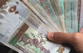 الجنيه السوداني يسجل صعودًا أمام الدولار والسبب