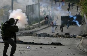 اصابة فلسطينيين في مواجهات مع الاحتلال بالقدس المحتلة