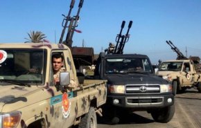 شاهد .. الجيش الليبي يعتقل قياديا داعشيا في درنة 