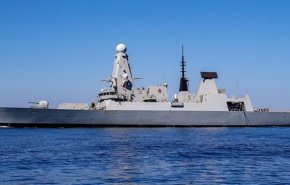 لندن: حفاظت از کشتی‌های خود در خلیج فارس را ادامه می‌دهیم
