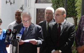 هيئة الحوار الجزائرية تعلن خطة عملها وتزيد أعضائها إلى سبعة