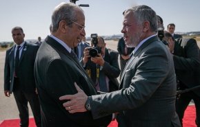 ملك الأردن يزور تونس ويقدم العزاء بوفاة السبسي