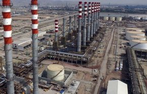۹ کشور همسایه مشتری بنزین ایران می‌شوند