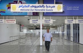 حكومة الوفاق تدعو سلامة إلى زيارة مطار معيتيقة