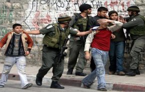 سلطات الاحتلال تنقل 20 أسيرا بسجن