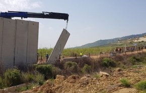 الإحتلال يستأنف أعمال بناء الجدار مقابل حدود لبنان