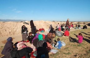 عشرات المهاجرين عالقون في صحراء تونس
