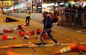بكين: هونغ كونغ تواجه أكبر أزمة منذ عودتها للصين