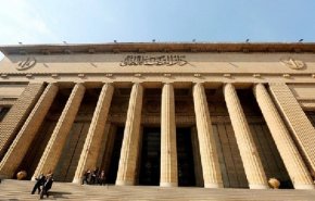 مصر.. محاكمة 10 أشخاص هاربين بتهم بينها التخابر