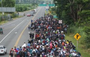 سرگردانی 40 هزار مهاجر در مرز آمریکا و مکزیک