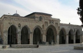 إغلاق مساجد القدس وحشد المصلين لصلاة العيد في الأقصى