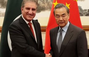 وزیران خارجه پاکستان و چین درباره تحولات کشمیر رایزنی کردند 