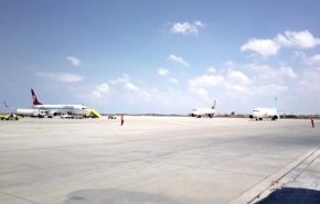 قوات الوفاق الليبية تعلن توقف الملاحة في مطار معيتيقة