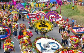 شاهد.. مهرجان الزهور في كولومبيا بطريقة غريبة