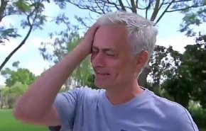 بالفيديو.. مورينيو على حافة البكاء بسبب 'معشوقته'