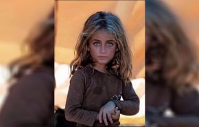 'سندريلا المخيمات'.. طفلة 'سورية' تثير ضجة بصورتها