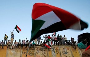 السودانيون يترقبون الإعلان عن تشكيل المجلس السيادي